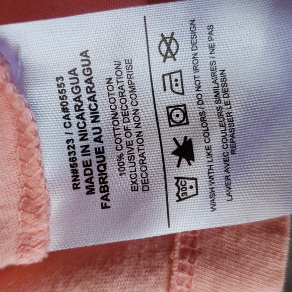 046 NIKE Pink Sneaker Goddess Short Sleeve Essentials Tee sz M Women's T-Shirt - Picture 8 of 10